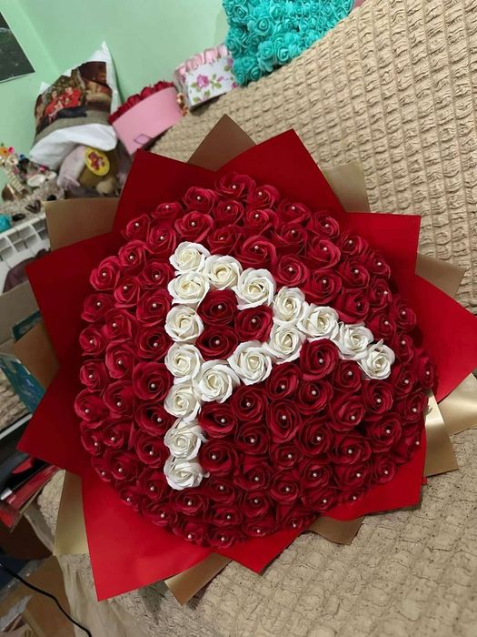 Vând cadouri pt ziua indragostitilor pt 14 si 24 februarie 2025