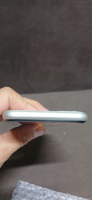 Айфон 11 сатылады