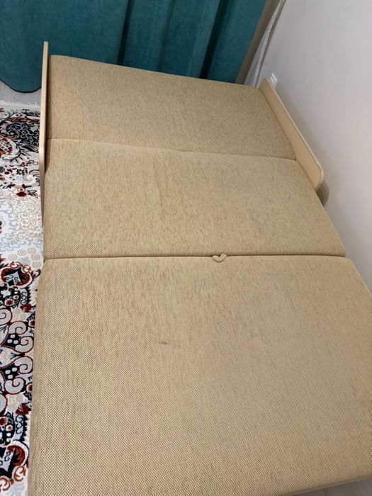 Складной диван для детской комнаты