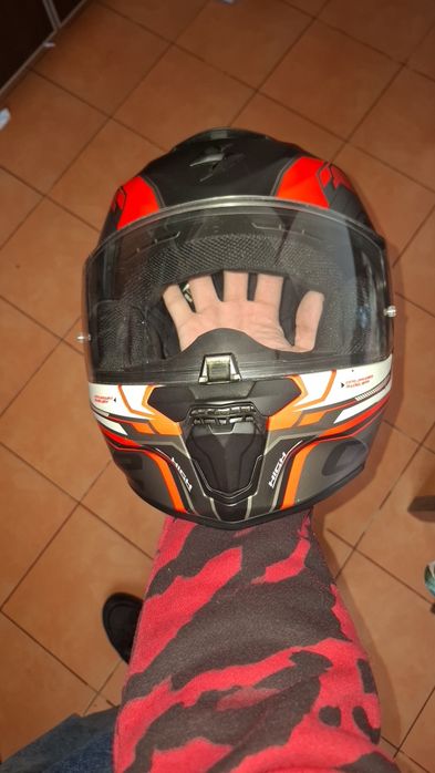 Vand 2 Casti : 1 Scorpion Exo 391 M : L si Awima M : S
