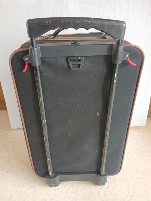 Куфар на колелца