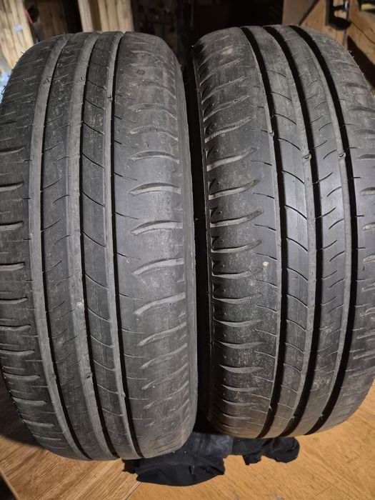 Vand 2 cauciucuri de vara  Michelin 185 / 65 / R15