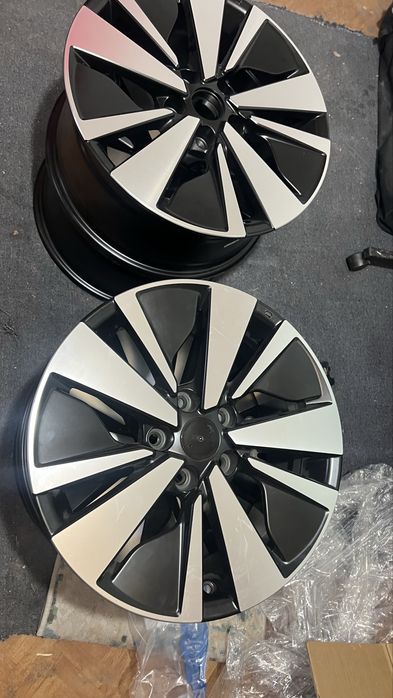 Диски r17 5x114.3