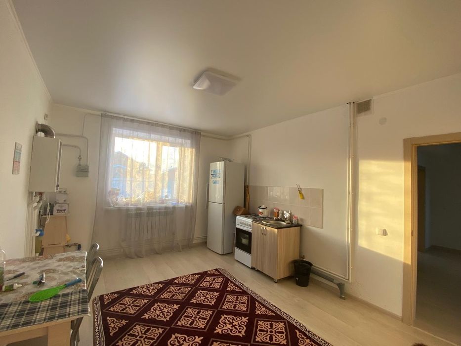 Продаётся дом на земле.