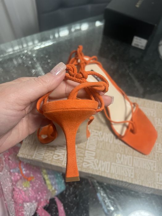 Sandale Nine West din piele intoarsa