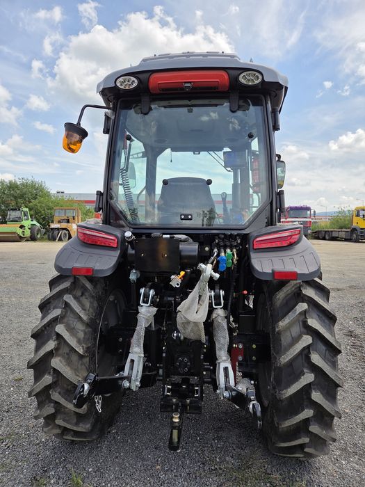 Vând Tractor de 90 Cai putere