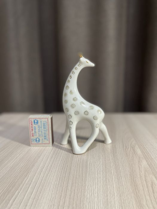 Форфоровые статуэтки