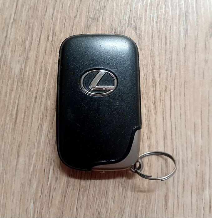 Смарт ключ Lexus