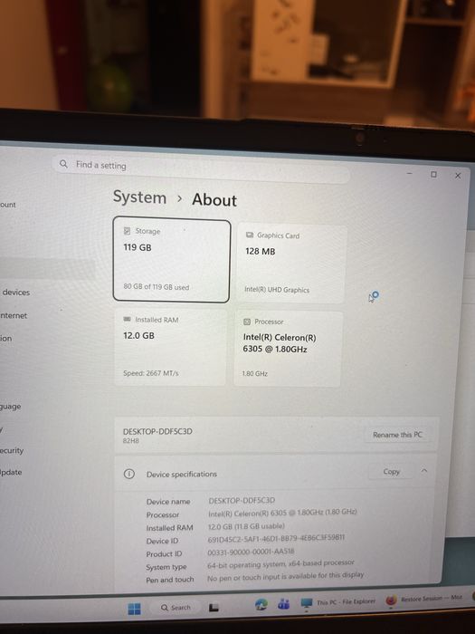 Laptop Lenovo IdeaPad 3 12 gb ram cu 128 ssd m2