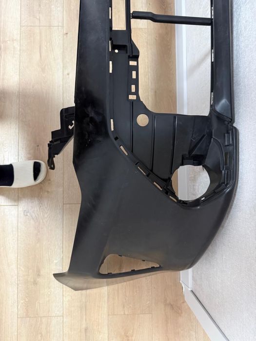 Передний бампер camry 55