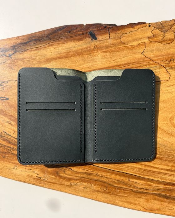 Portofel barbati pentru talon din piele naturala lucrat manual