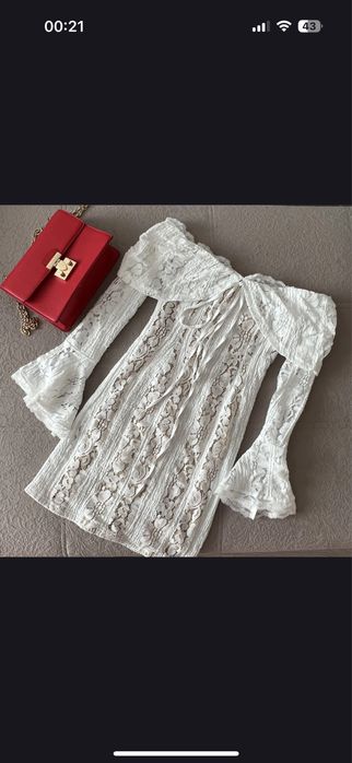 Платье новое кружевное мини