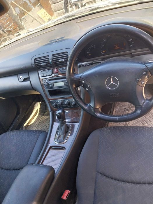 Мерцедес w203 c220cdi 143к.с. автомат на части