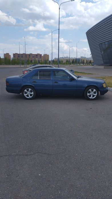 Мерседес Бенс 124