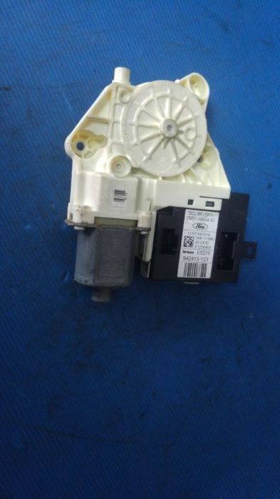motoras macara geam stanga spate ford focus 2