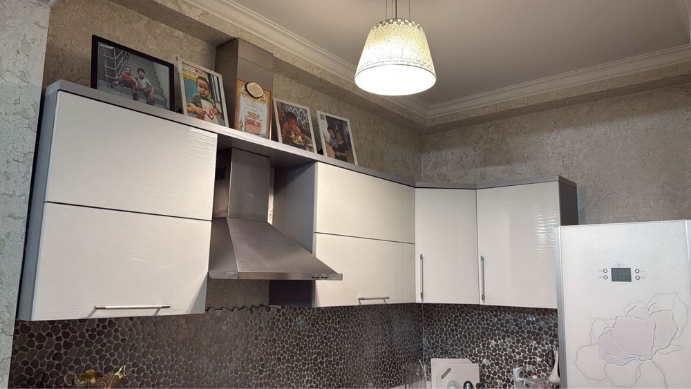 Продам кухонный гарнитур