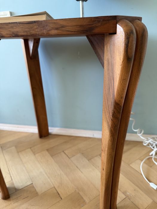 Помощна маса / 60-те