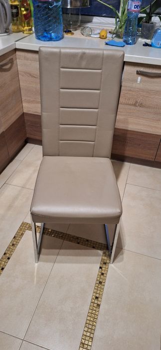 Трапезен стол, столове