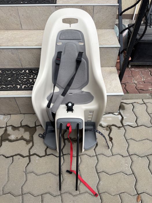 Vand scaun copil pentru bicicleta
