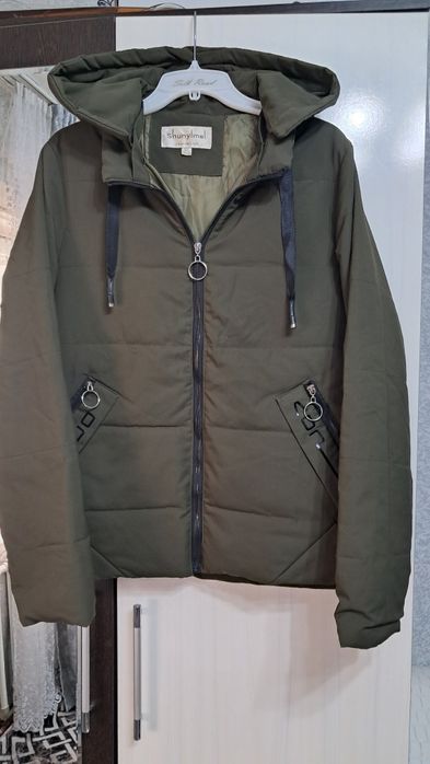 Куртки б/у 44 - 46 р.