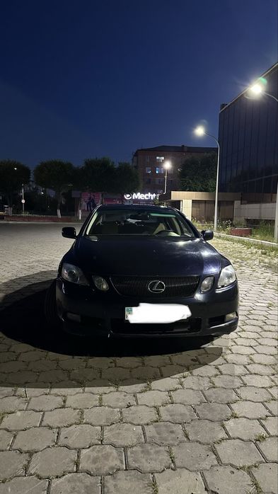Срочно продам Lexus GS300