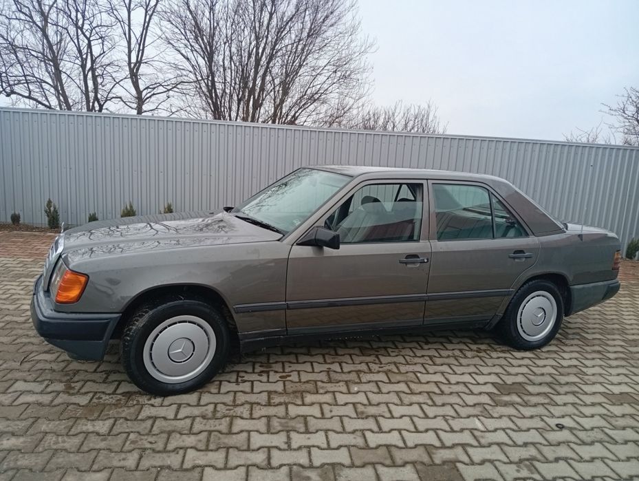 Mercedes Benz w124