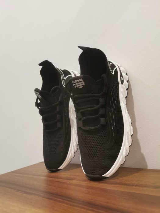 Дамски спортни обувки GiAnni, нови