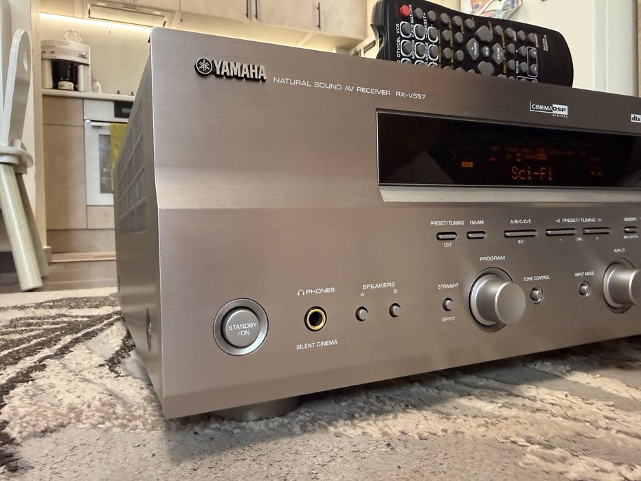Yamaha RX-V557 Като нов
