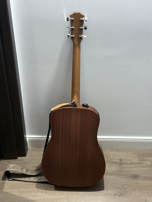 chitara electro-acustica taylor academy 10e