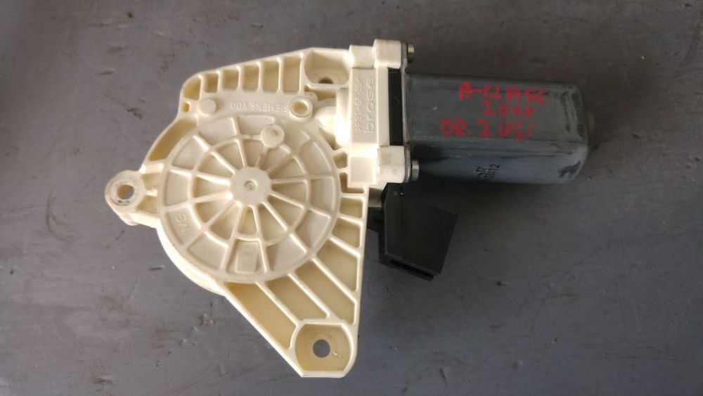 motoras macara usa dreapta fata mercedes a-class w169 2 usi  a1698204442