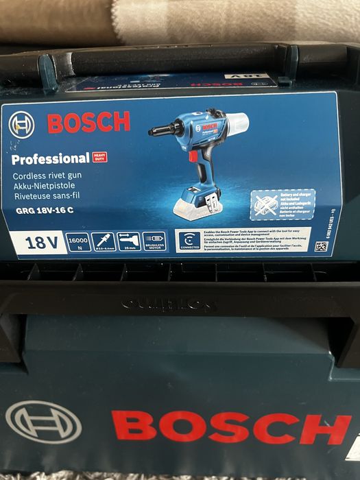 De vanzare Bosch - pistol de nituire - GRG 18V-16C