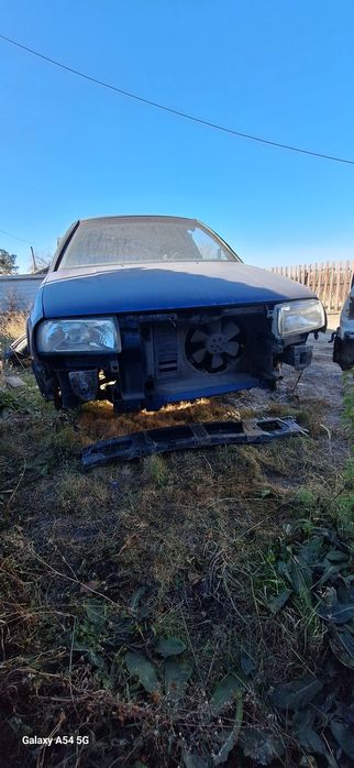 VW Vento 1992г в аварийном состоянии