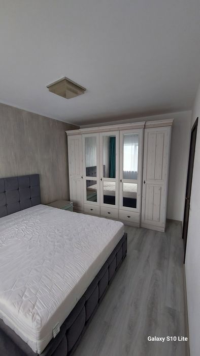 De închiriat studio Subcetate 2