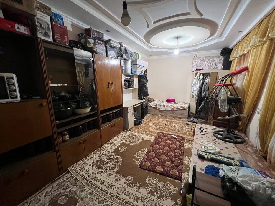 Продается участок в Чирчике 3 ком и кухня 3 соток ориентир гурпарк