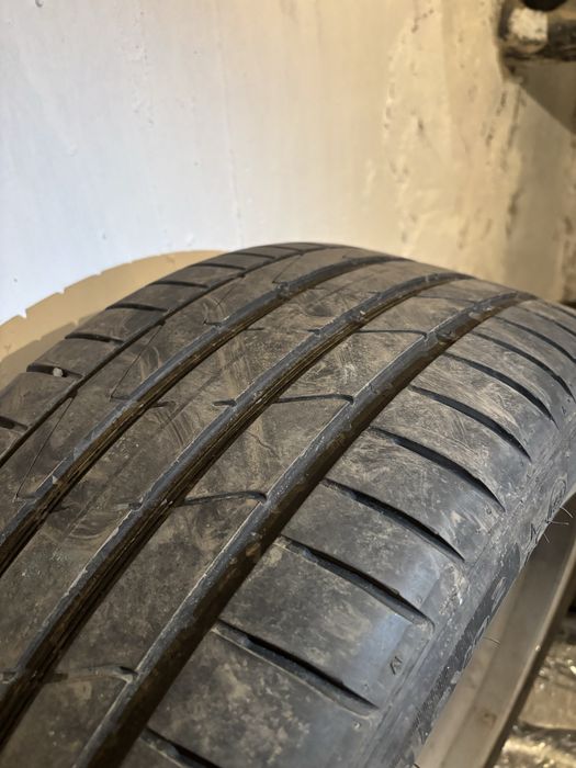 Vand 2 anvelope de vara 245 40 R19