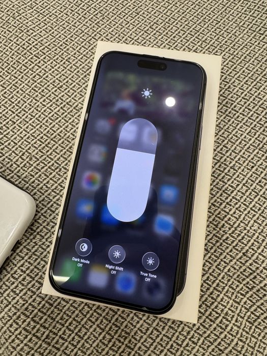 Продаю Iphone 15 pro max 256gb В идеальном состоянии