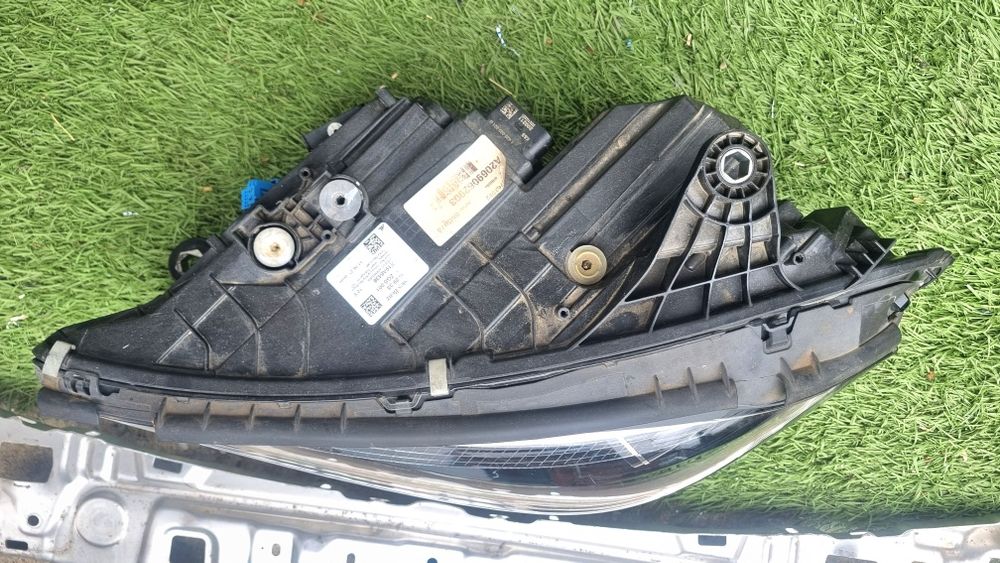 Far mercedes c class