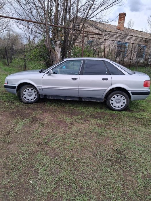 Продам Ауди 80 б4