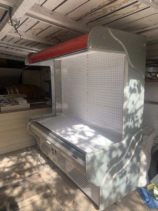 Vand vitrina frigorifica verticala/raft frigorific