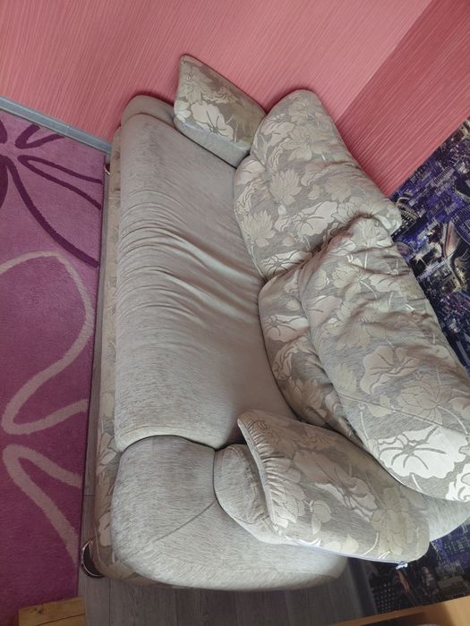 Продам диван раздвижной
