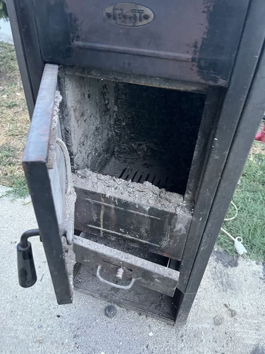 Vand termosemineu