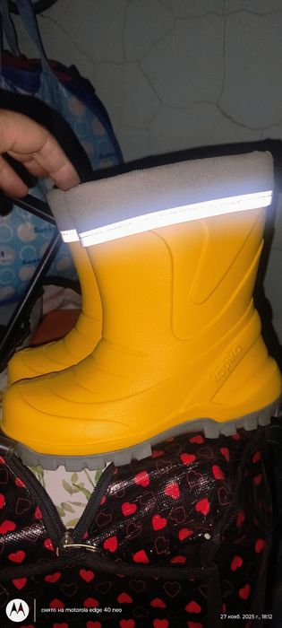 Сапожки в дождь, с валенками