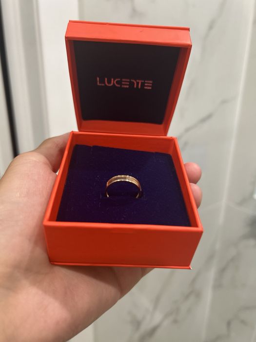 Золотое кольцо 585 пробы