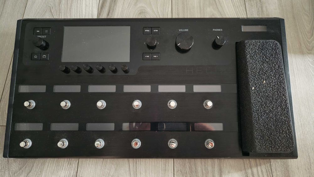 Line 6 Helix Floor