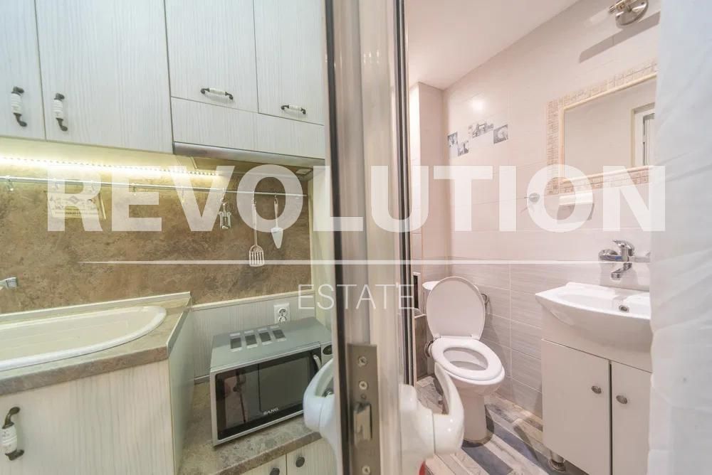 Дава се под наем Едностаен апартамент в Варна, Център - 40 кв.м за 425 € - Снимка #7