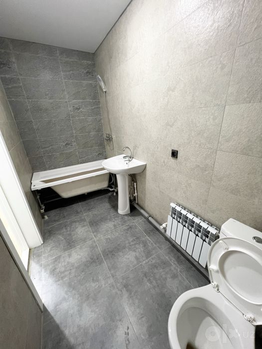 Kvartira sotiladi sergeli tumanida dupleks 4 xonali 1 etaj