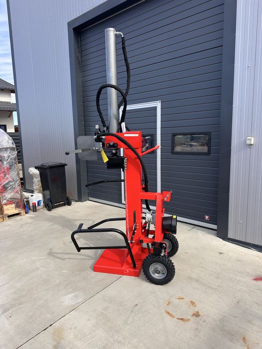 Despicator lemn 18 tone, spargator lemn, crapator tractor