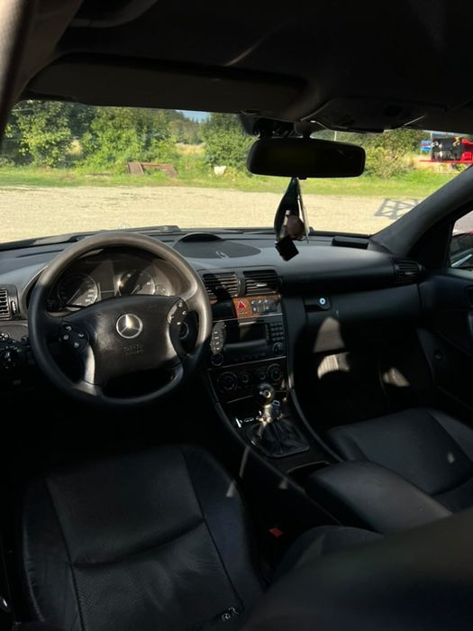 Mercedes C class w203, an 2005,