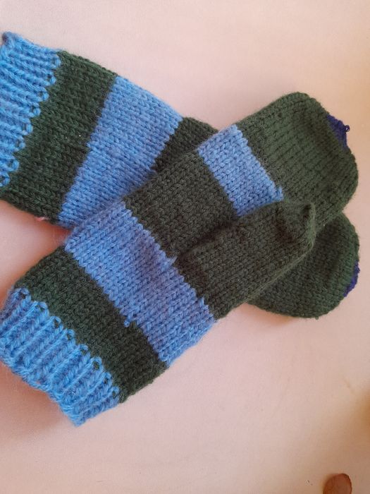 Продаю вязанные варежки разные