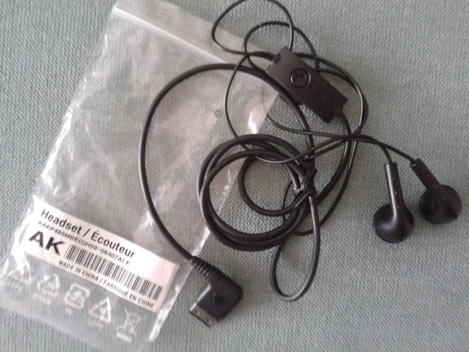 Set de casti AK SAMSUNG pentru telefoane mobile 2010-2015, absolut noi